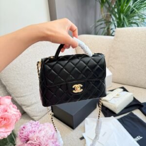 CHANEL 25P Gold Metal Chain Decoration Quilted Lambskin Crossbody Tote Small Women's Black