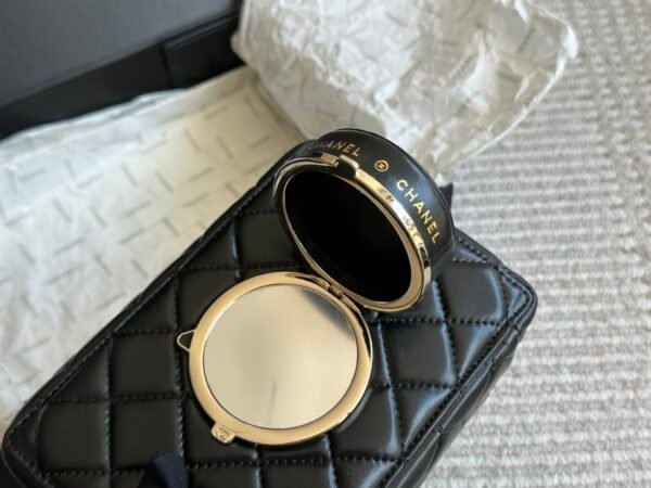 CHANEL 24S Camera with mirror, leather zipper, rhombic mouldskin, cosmetic bag, small square bag, crossbody bag on one shoulder, regular women, black - 图片 6